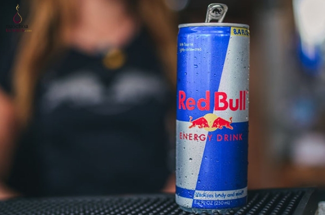 Redbull là một thức uống tăng lực quen thuộc